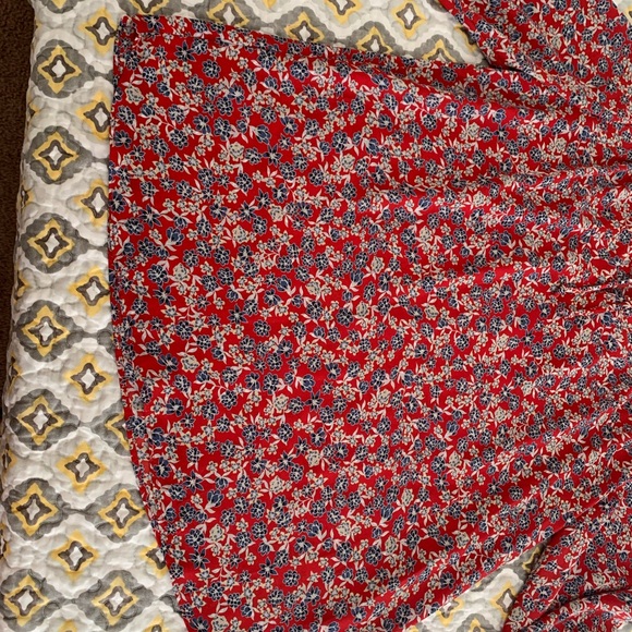 Designer Pullover Blouse - Picture 10 of 10